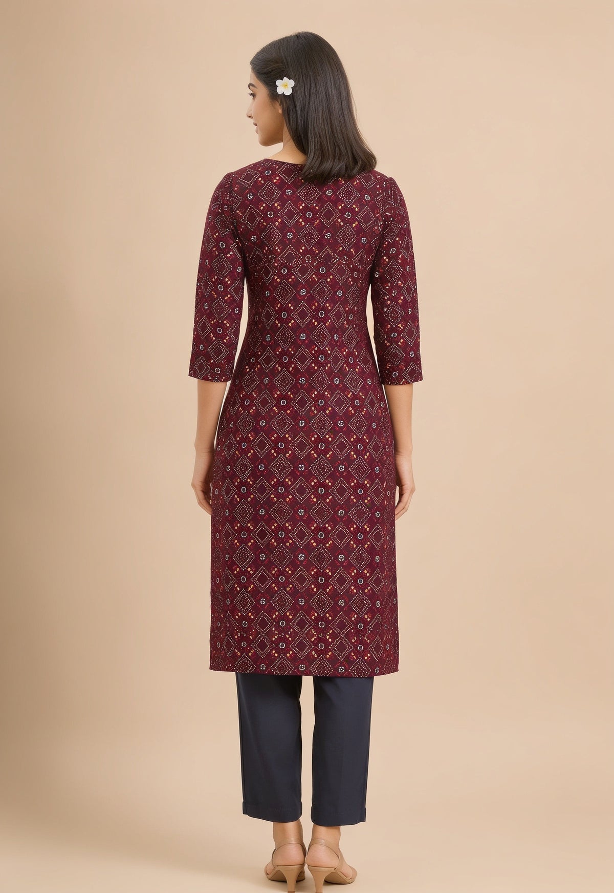 Women's Maroon Bandhani Print Straight Kurti
