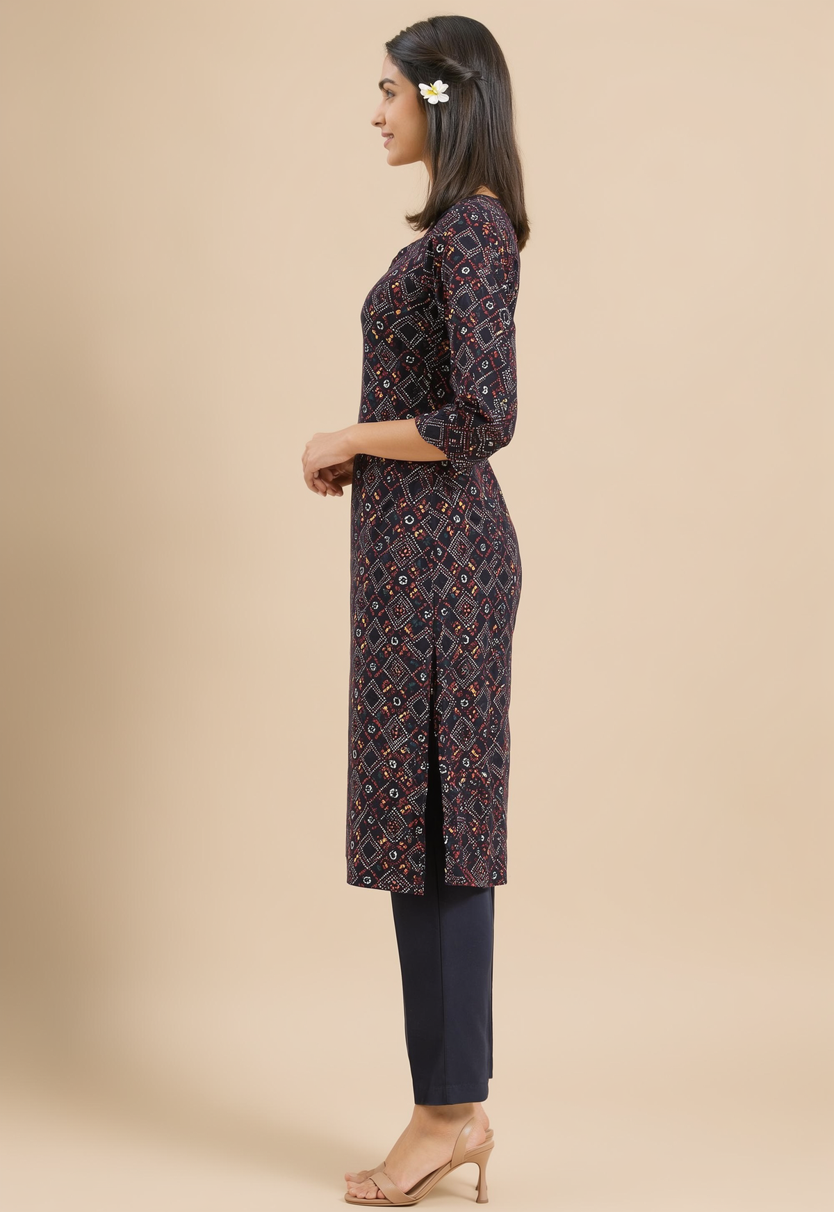 Women's Navy Blue Bandhani Print Straight Kurti